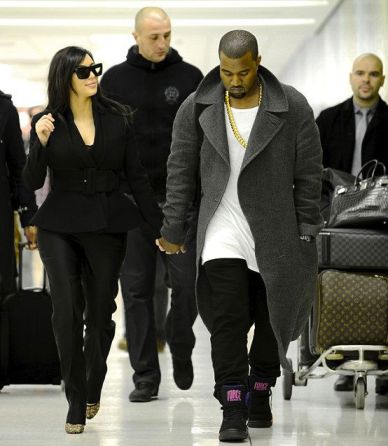 kanye-west-nike-air-force-180-mid-suns-01