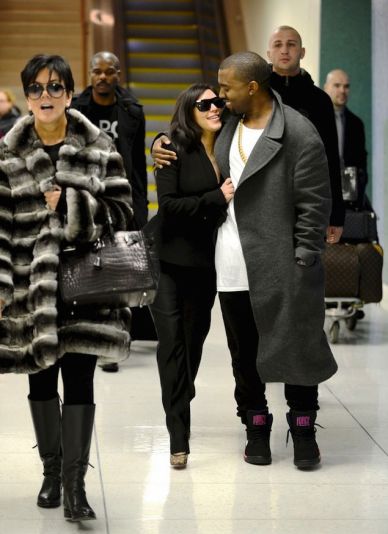kanye-west-nike-air-force-180-mid-suns-03