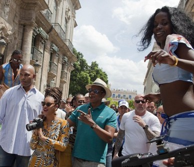 Beyonce-JayZ-Cuba-Havana-Holliday