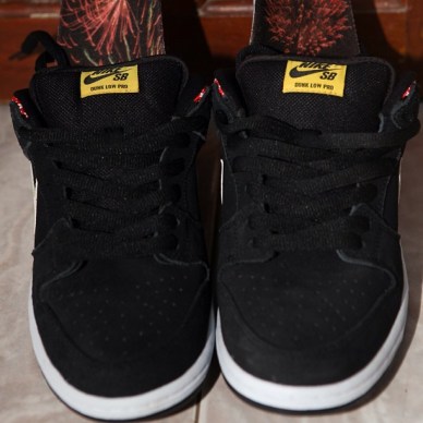 nike-sb-dunk-firecracker-3