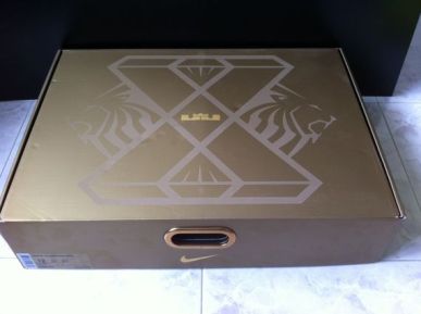 nike-lebron-x-championship-pack-packaging-01