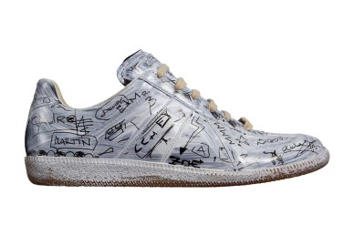 maison-martin-margiela-penned-graffiti-replica-low-top-1