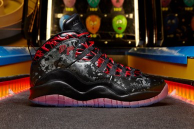 nike-doernbecher-freestyle-x-10-daniel-pena-air-jordan-x-10-retro-02
