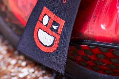 nike-doernbecher-freestyle-x-10-elijah-diggins-nike-air-foamposite-one-04