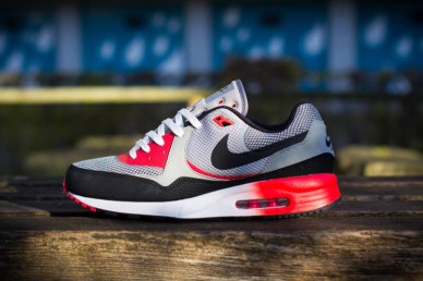 nike-air-max-light-c1-0-preview-1