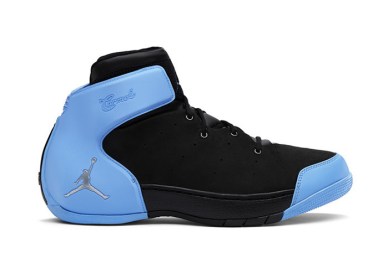 jordan-melo-1-5-blackmetallic-silver-university-blue-1