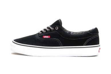 ray-barbee-x-vans-limited-edition-pack-02