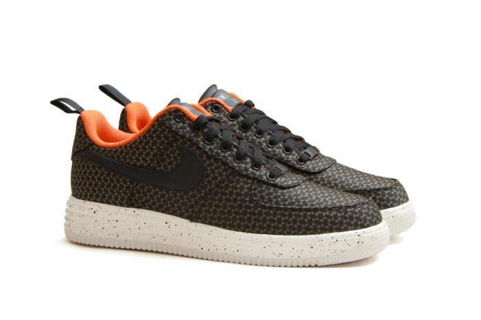 undefeated-x-nike-lunar-force-1-2