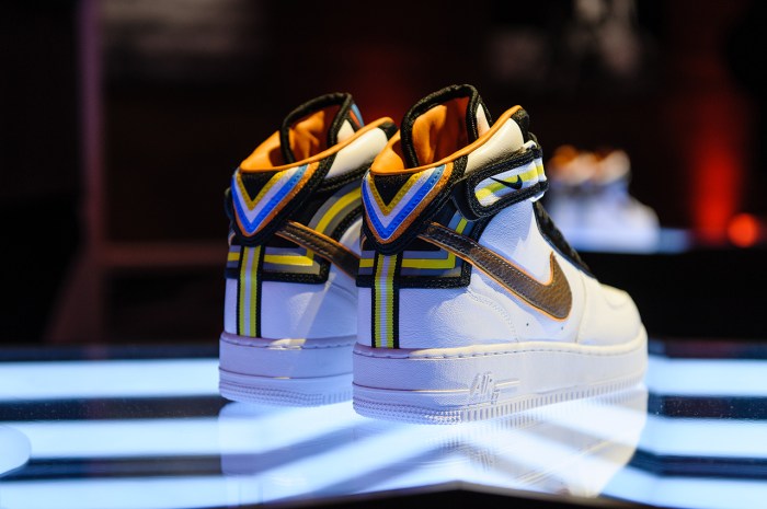 nike-r-t-new-york-pop-up-store-13