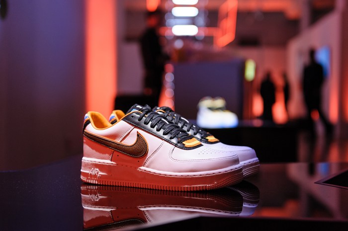 nike-r-t-new-york-pop-up-store-2