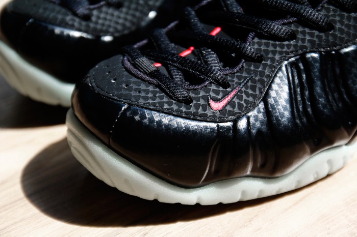 Nike-Air-Foamposite-Pro-Solar-Red-02