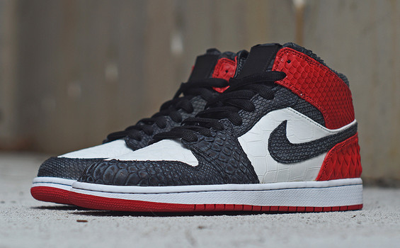 air-jordan-1-black-toe-custom-jbf-2