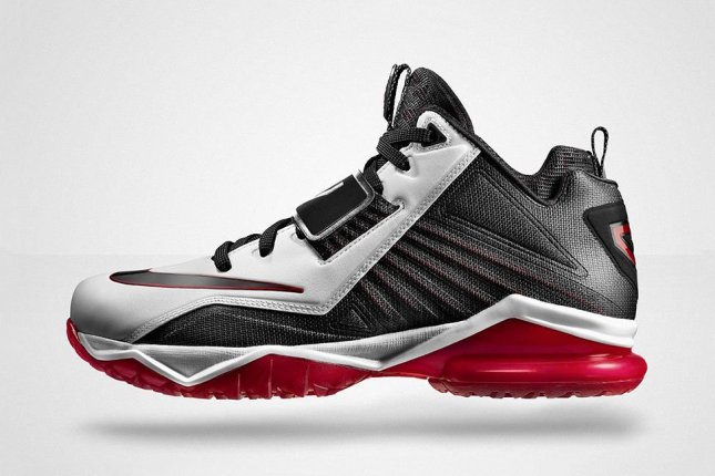 nike-zoom-cj-trainer-2-visor-1