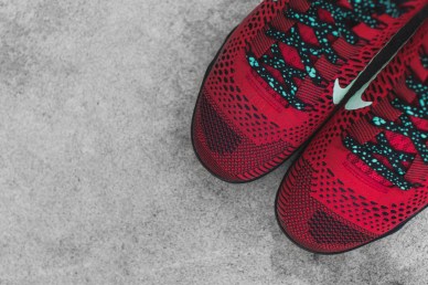 kobe-university-red-3