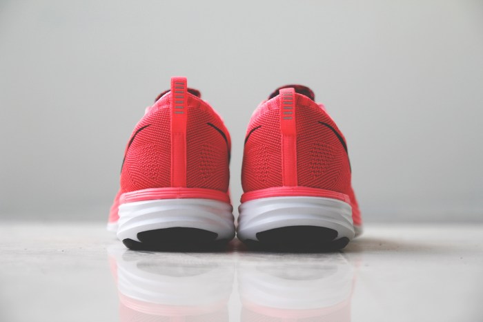 nike-2014-summer-flyknit-lunar-2-colorways-7