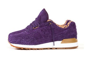 play-cloths-x-saucony-strange-fruit-collaboration-02