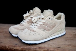 club-monaco-x-saucony-courageous-sneakers-1