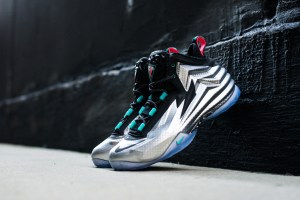 nike-chuck-posite-metallic-silver-black-1
