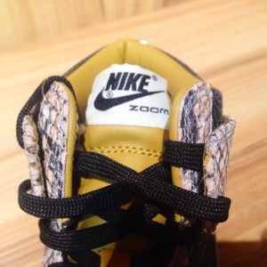 nike-zoom-dunk-high-snake-02