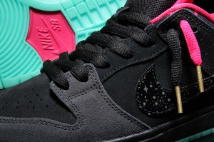 premier-x-nike-sb-dunk-low-pro-northern-lights-3