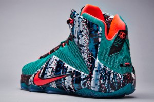 christmas-sneakers-02