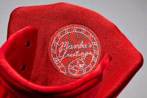 christmas-sneakers-07