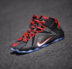 nike-lebron-12-blackred-preview-2