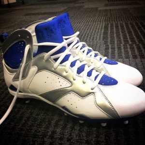 dez-bryant-air-jordan-vii-7-cowboys-pe-01