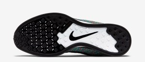 flyknit-racer-multicolor-2-06