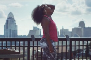 powerbeats2-serena-williams-00