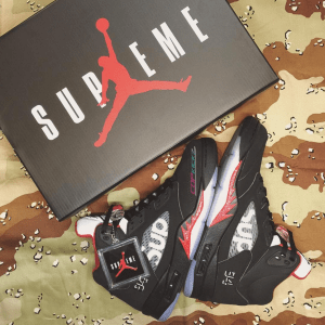 supreme-air-jordan-5-packaging-021