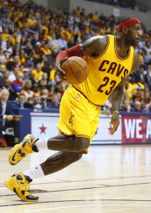 lebron-james-nike-lebron-13-yellow-navy-pe-5