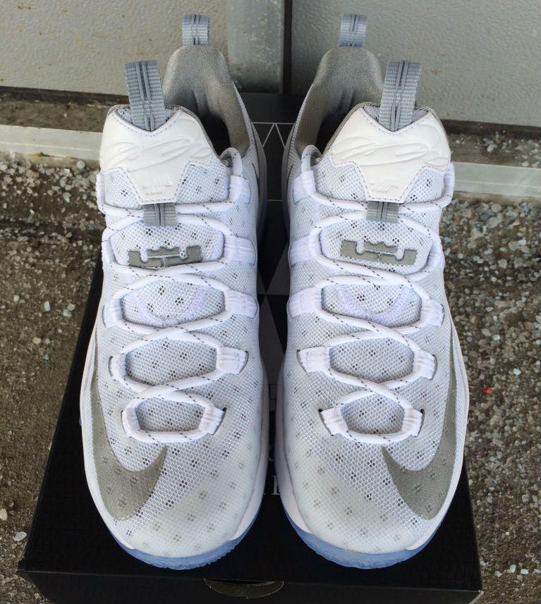 nike-lebron-13-low-white-silver-8_o365ah.jpg
