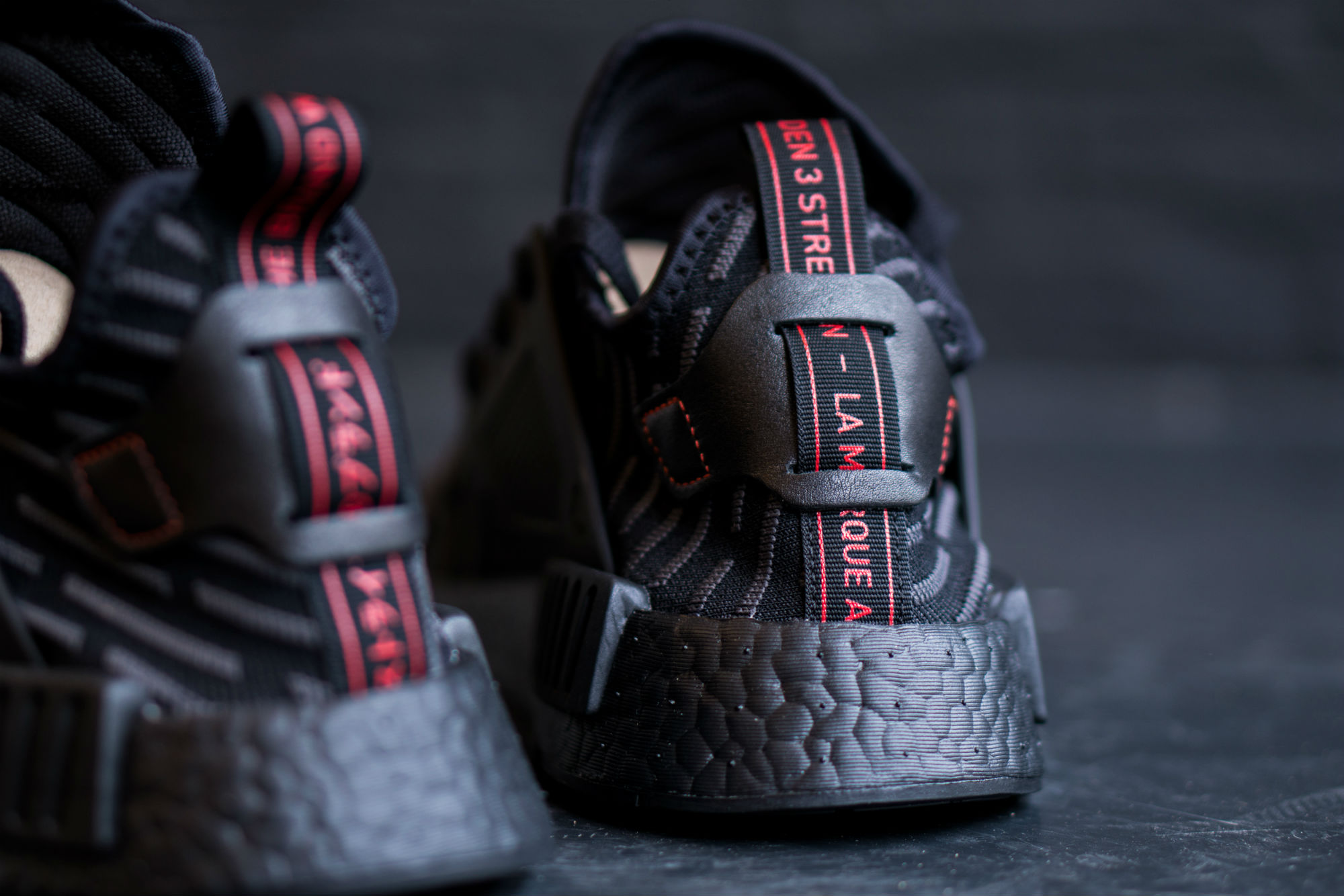 adidas-nmd-xr1-core-black-core-red