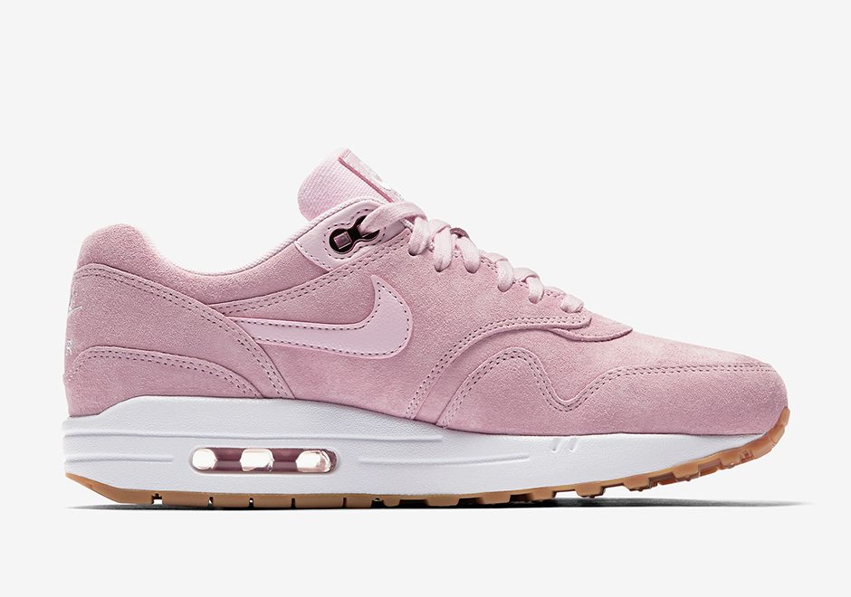 nike-air-max-1-pink-suede-919484-600-03.jpg