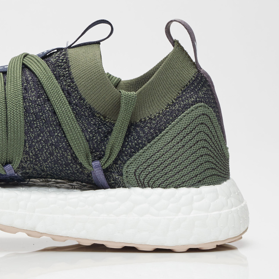 adidas-stella-mccartney-ultra-boost-x-legend-blue-base-green-peach-rose-cg3685-4