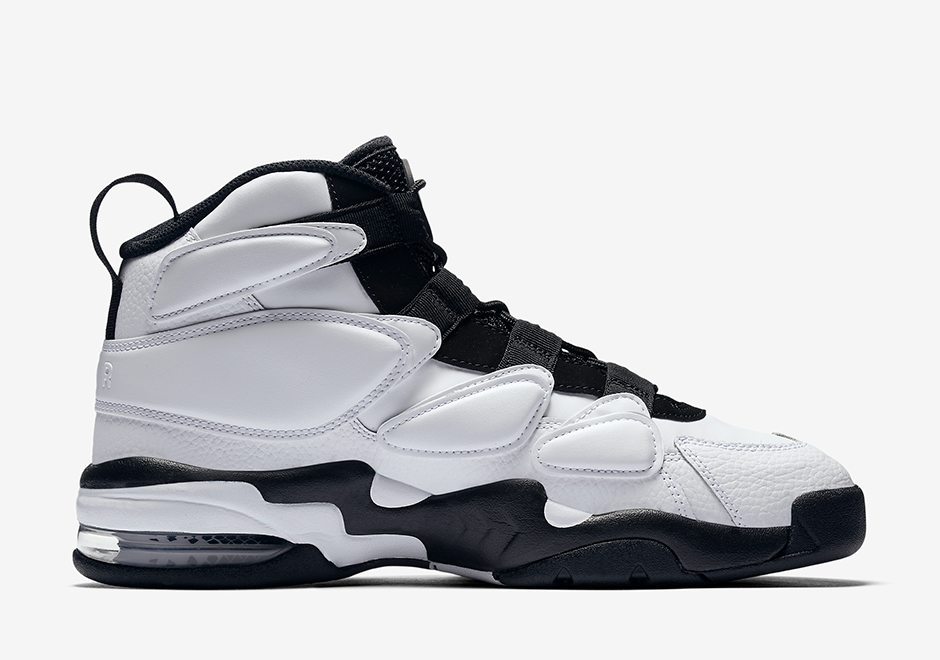 nike-air-max-2-uptempo-white-black-summer-2017-03