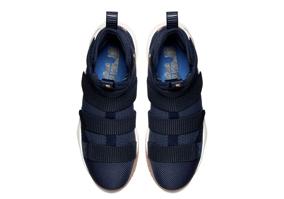 nike-lebron-soldier-11-cavs-alternate-897644-402-04