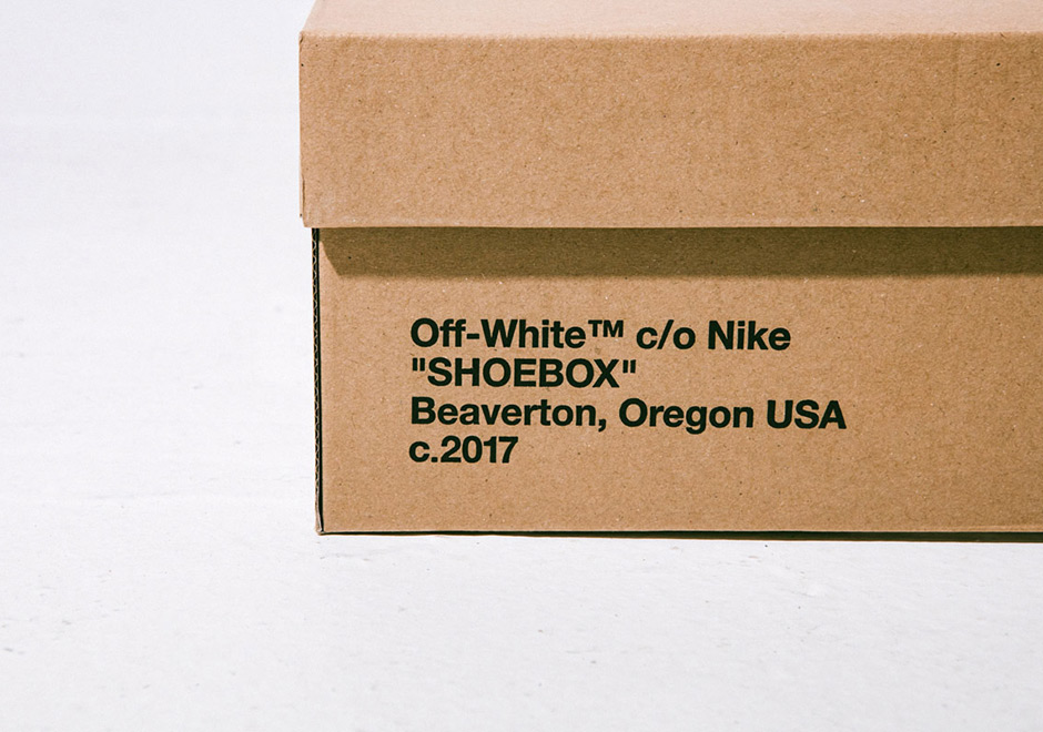air-jordan-1-off-white-detailed-photos-shoe-box-laces-4