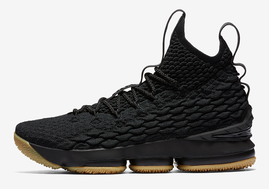 nike-lebron-15-black-gum-897648-300-1