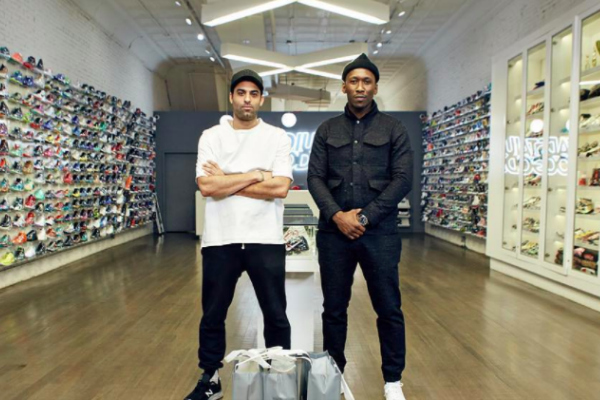 mahershala-ali-sneaker.jpg
