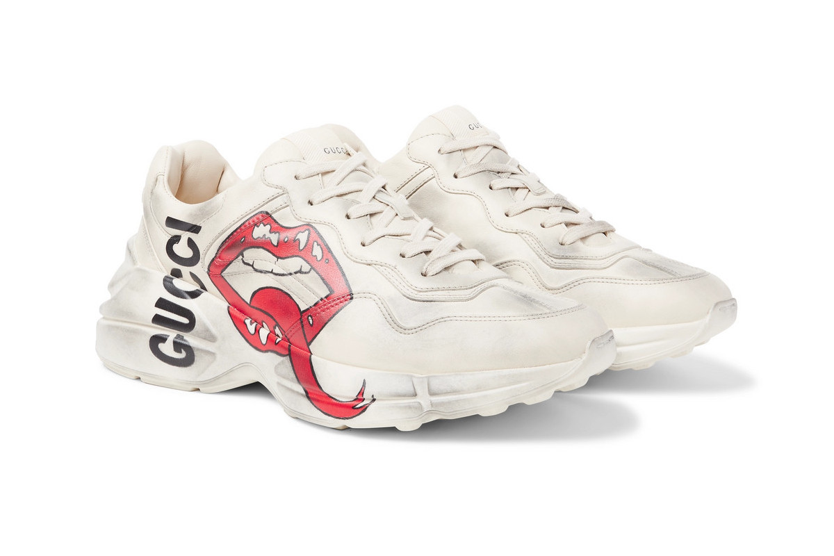 https---hypebeast.com-image-2018-12-gucci-rhyton-printed-distressed-leather-sneakers-red-lips-002