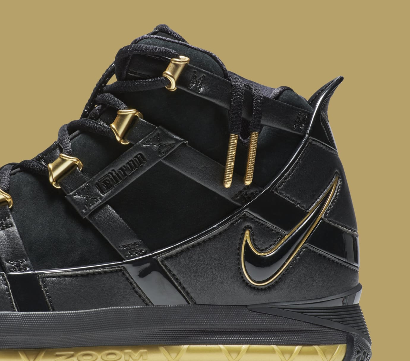 nike-lebron-3-black-gold-retro-ao2434-001-detail