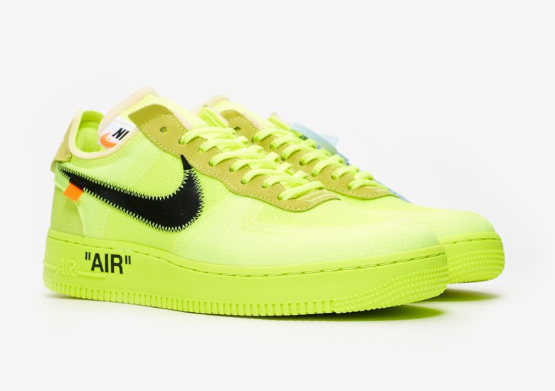 off-white-nike-air-force-1-Volt-AO4606-700-1