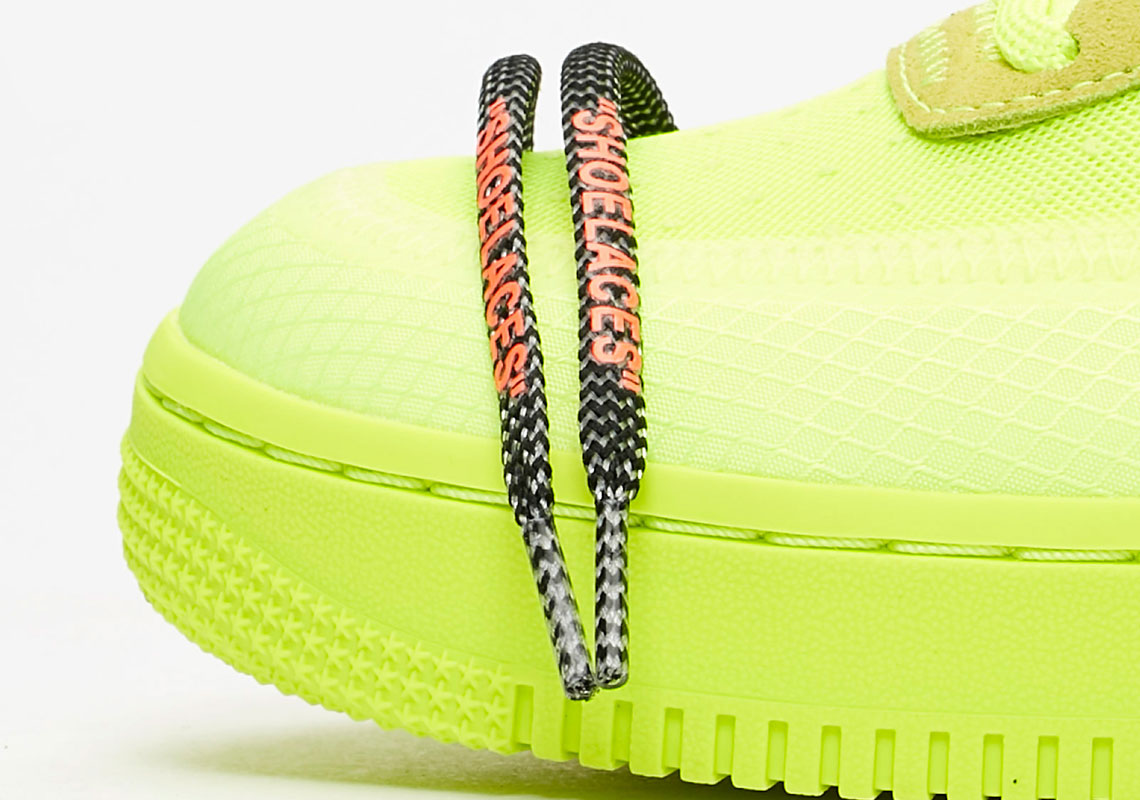off-white-nike-air-force-1-Volt-AO4606-700-5