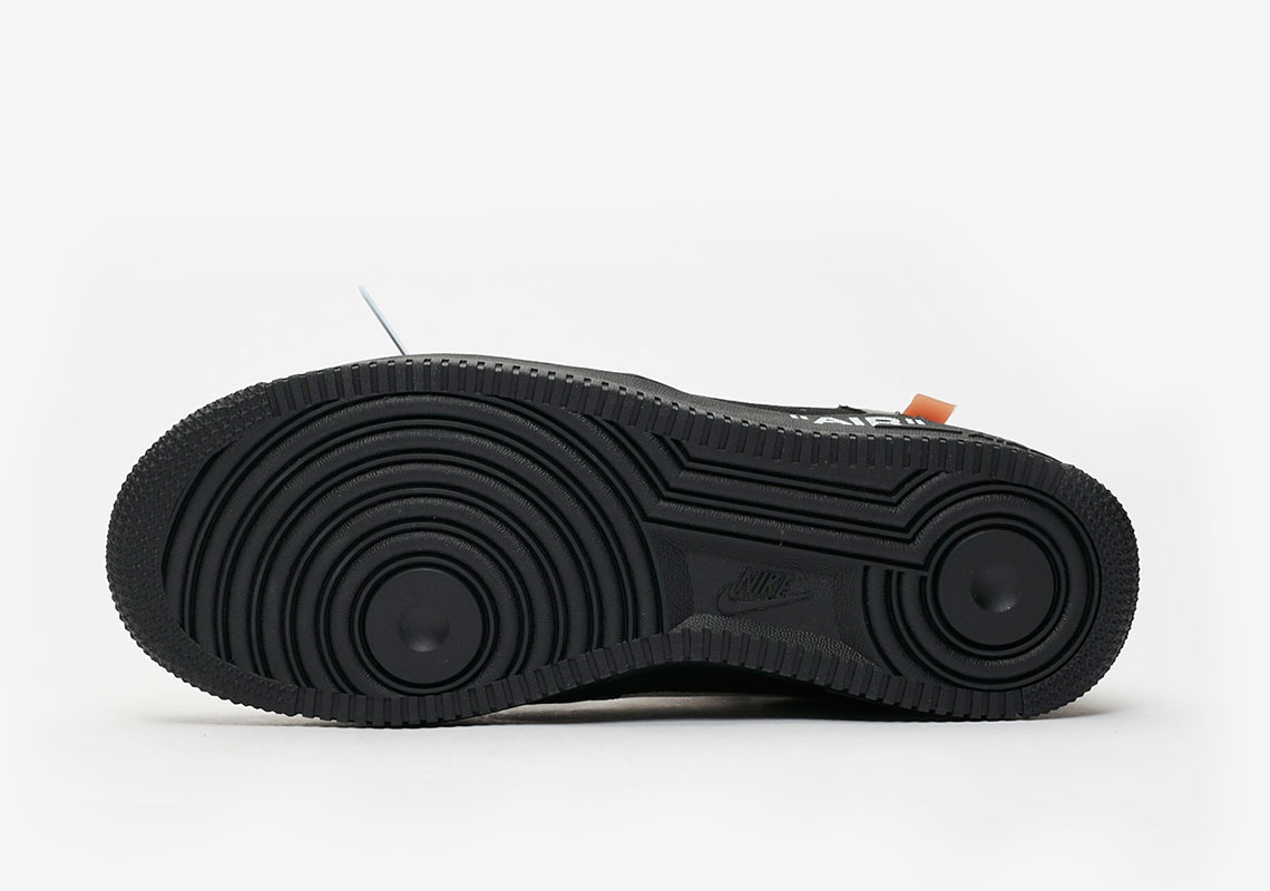 off-white-nike-air-force-1-black-AO4606-001-5