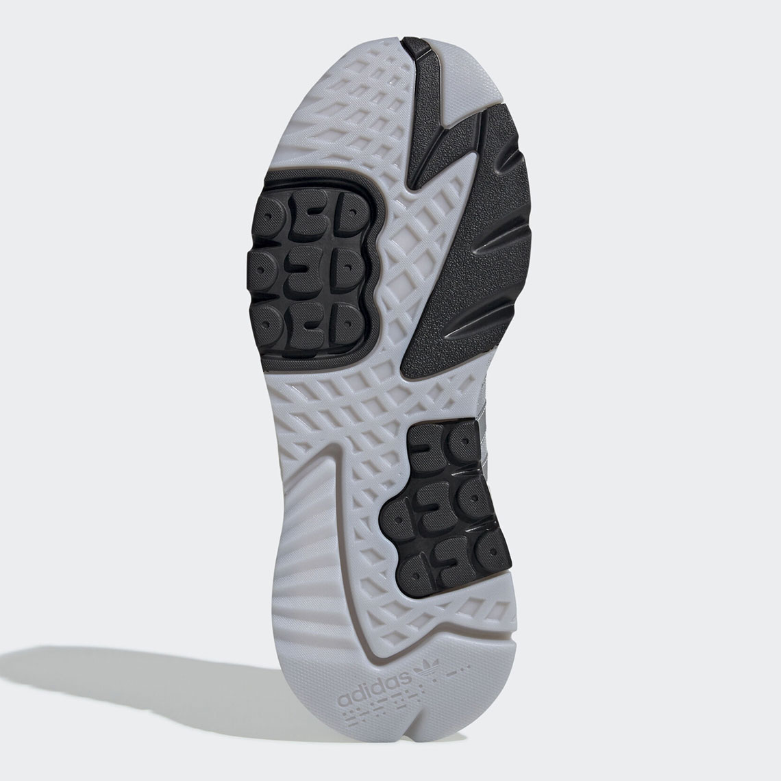 adidas-nite-jogger-metallic-EE5851-3