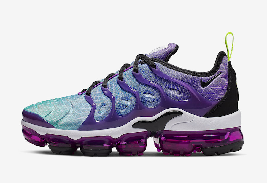 Nike-Air-VaporMax-Plus-Hyper-Violet-AO4550-900-Release-Date