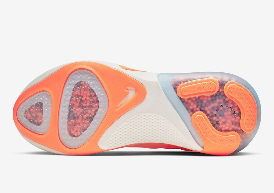 Nike-Joyride-Run-Flyknit-Sunset-Tint-AQ2731-601-Release-Date-5