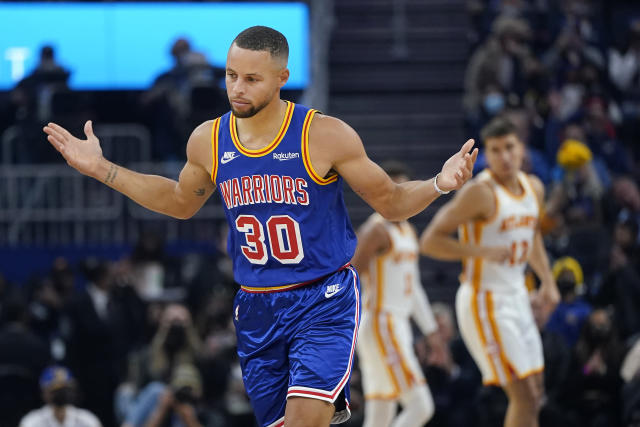SPORTS: #STEPHCURRY WAS ON FIRE AGAINST THE HAWKS ON MONDAY NIGHT!!